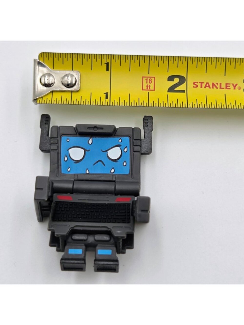 Botbots Series 1 Raddhaxx Techie Team Laptop Computer Transformer Toy Read - Picture 4 of 7
